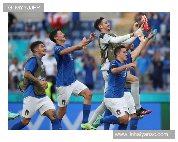 7.2足球球星:从绿茵场上的闪耀到全球瞩目的传奇之路 7.2足球球星:从绿茵场上的闪耀到全球瞩目的传奇之路